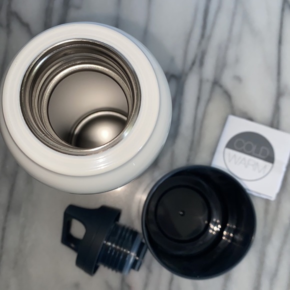 SIGG .75l Thermo Bottle with Removable Mug- WHITE - Picture 5 of 6